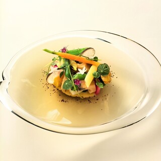 季節の恵みを引き出す、軽やかでヘルシーなフレンチコース