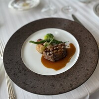 パノラミックレストラン ル・ノルマンディ - 牛フィレ肉のグリルマディラワインソース 温野菜添え