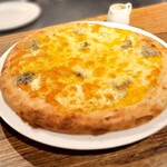 Eau de Vie - クワトロフォルマッジ