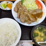 すき焼き福田屋 - しん農ポーク生姜焼き定食