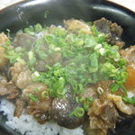 お好み焼き さかい - スジ煮込み丼