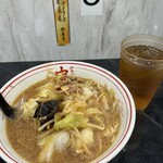 蒙古タンメン中本 目黒店 - 