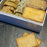 ルスルエルユニック - クッキー缶②