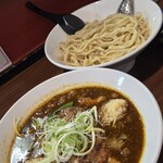 元祖スタミナ満点らーめん すず鬼 熊谷うえちゃん店 - 