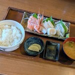 まるみや商店 - 刺身定食