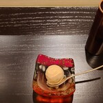 島津 - 黒糖のジェラートとブラックティー