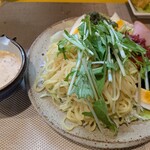平八 - ラーメンサラダ
