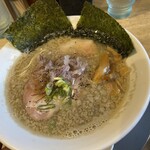 麺屋　日出次 - 背脂煮干し　1,200円