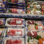 Queen's Mart ヤオマサ - 店内