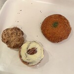 ブーランジェリー　ラ・テール - シナモンクラップフェン（訪問時240円）、シナモンロール（白いやつ）（訪問時350円）、ラタトゥイユドーナツ（訪問時350円）、豆乳ごまあんぱん（訪問時340円）（写真無し）