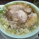 新橋ニューともちん - チャーシュー麺