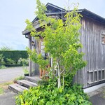 天然こうぼぱん とことこ - この辺りから撮ってみる