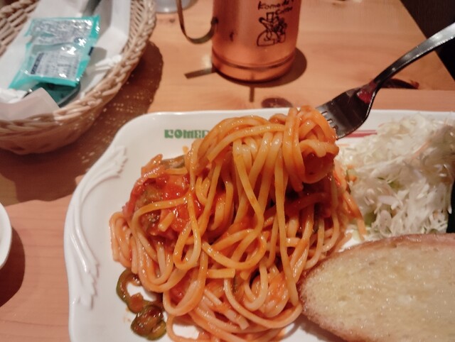 Komeda Coffee Ten Don Kihote Shinjuku Ten photo 3