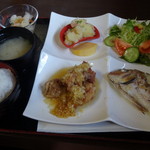 ダイニングキッチンひまわり - 料理写真:鯛の塩焼き！素晴らしい