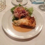 ら・ぴぇにゅ - たっぷりエビ、ズワイガニ、オニオン、ほうれん草とチーズのキッシュ