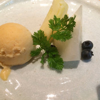 鉄板焼き あおやま - デザート 柿のアイスクリーム