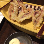 個室 黒豚しゃぶしゃぶと魚 まん - するめいかの天ぷら（1180円）