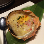 個室 黒豚しゃぶしゃぶと魚 まん - カニ甲羅グラタン（380円）