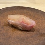 鮨 十兵衛 - ①白身のアラ