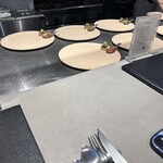 フレンチバルギンザ by plein - 内観