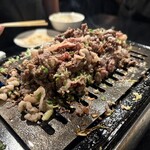 中目黒 大衆焼肉 暴飲暴食 - まさに米泥棒。白米が進むこと進むこと。