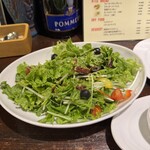 チキンプレイス ロティサリーズ - グリーンサラダ｡