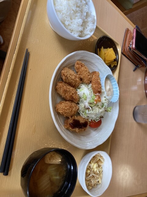 お食事処 郷愁亭（大館）- 地元食堂で味わう懐かしい和食