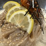 炭火焼肉 にく式 - 冷麺