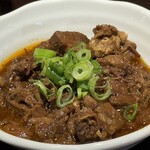 炭火焼肉 にく式 - 牛煮込み