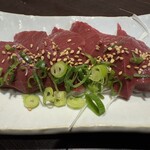 炭火焼肉 にく式 - ハツサシ