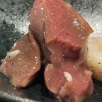 炭火焼肉 にく式 - はつ
