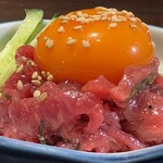 炭火焼肉 にく式 - 塩ユッケ