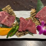 炭火焼肉 にく式 - 上カルビ　ランプ　イチボ