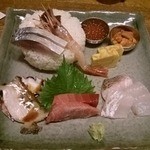 ちゅう心 - 特上海鮮丼