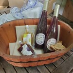 秀果園 - 100%巨峰果汁のジュースは完熟と早摘のものが