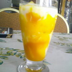 Eg Dine - マンゴーラッシー ＆ スープモモ ＆ プレーンナン ＆ チョコレートナン