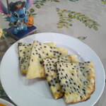 Eg Dine - マンゴーラッシー ＆ スープモモ ＆ プレーンナン ＆ チョコレートナン