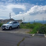 秀果園 - 駐車場は5台分