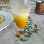 Eg Dine - マンゴーラッシー ＆ スープモモ ＆ プレーンナン ＆ チョコレートナン