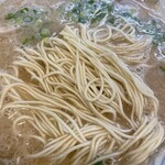 博多ラーメン ばりこて - 麺(ばりかた)