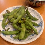酒席 太郎 - 茹でたて枝豆、アッチッチ