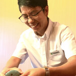 草屋根の宿 龍のひげ - 笑顔の素敵な‥朝食担当の研修生さん〜˚✧₊⁎１年半前に‥ミャンマーから〜来られたそうです〜ソフトで〰️お茶の淹れかたも〜正座で‥綺麗〜❣️たくさん〜ミャンマーのお話も伺え楽しいひとときでしたぁ♪‥