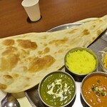インド料理 マサラ - ナン