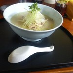 ら〜麺酒房 心楽 - 「鶏塩白湯ラーメン」[平成26年10月26日(日)撮影]