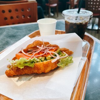 クロワッサン_0