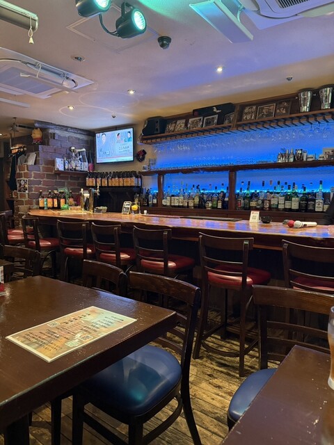 Bar COMPLETE photo 4