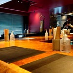 アルデバラン - 店内(こーゆー薄暗い感じ大好き)