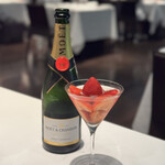 THE COSMOPOLITAN GRILL BAR TERRACE - 