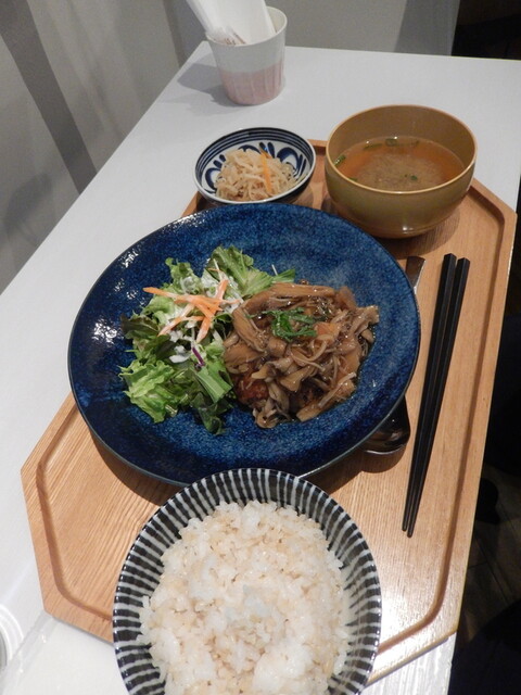 Cafe Mamefuku photo 2