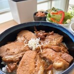 コミュニティカフェヒッポポ - チャーシュー丼
